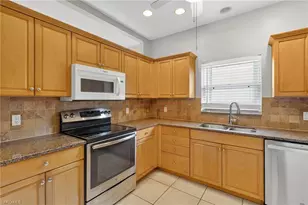 657 109th Ave N, Naples, FL 34108 - Photo 12