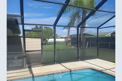 1106 SE 21st Ln, Cape Coral, FL 33990 - Photo 4