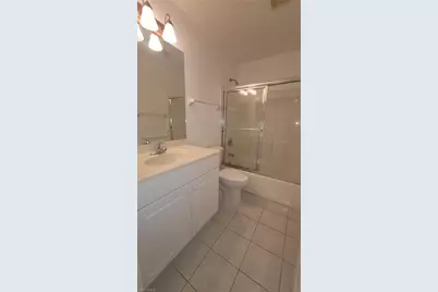 1010 SE 12th Ter, Cape Coral, FL 33990 - Photo 14