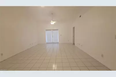 1010 SE 12th Ter, Cape Coral, FL 33990 - Photo 2