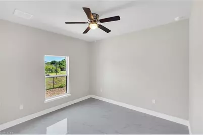 917 Margaret Ave S, Lehigh Acres, FL 33974 - Photo 10