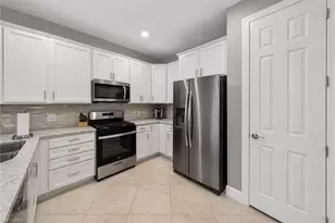 20014 Parrot Key Ct, Estero, FL 33928 - Photo 10