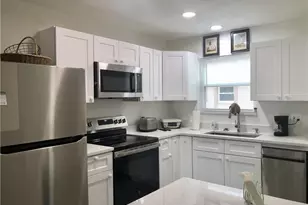 16881 Davis Rd, Fort Myers, FL 33908 - Photo 8