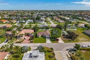 1801 SW 47th Terrace, Cape Coral, FL 33914 - Photo 46