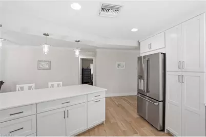 1590 Sandpiper St, Naples, FL 34102 - Photo 10