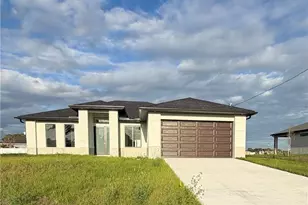 7019 Palpano Cir, Labelle, FL 33935 - Photo 2