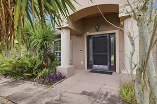 403 SW 28th Pl, Cape Coral, FL 33991 - Photo 2