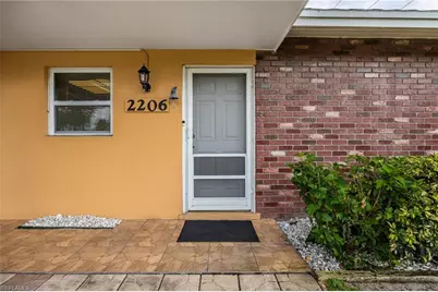 2206 E 6th St, Lehigh Acres, FL 33936 - Photo 4