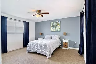 2212 Crystal Dr, Fort Myers, FL 33907 - Photo 20