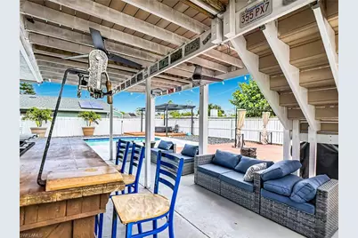 2212 Crystal Dr, Fort Myers, FL 33907 - Photo 30