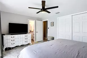 2212 Crystal Dr, Fort Myers, FL 33907 - Photo 16