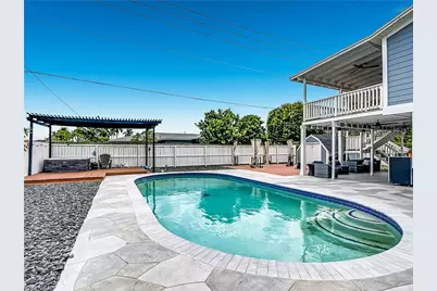 2212 Crystal Dr, Fort Myers, FL 33907 - Photo 32