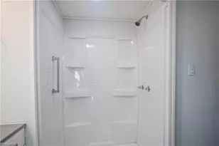 19 Garden Dr, Fort Myers, FL 33908 - Photo 12