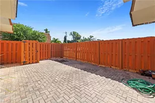 1703 Park Meadows Dr, Fort Myers, FL 33907 - Photo 6