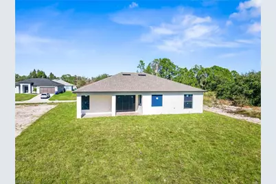 2803 44th St SW, Lehigh Acres, FL 33976 - Photo 4