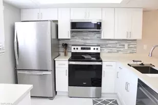 6324 Sugar Bush Ln, Fort Myers, FL 33908 - Photo 8