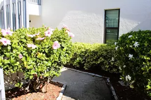 6324 Sugar Bush Ln, Fort Myers, FL 33908 - Photo 4