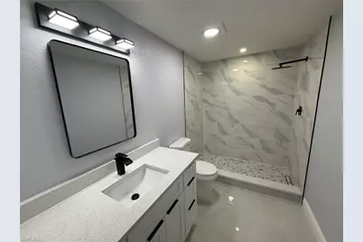 2201 Parkview Dr, Fort Myers, FL 33905 - Photo 24