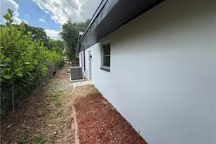 2201 Parkview Dr, Fort Myers, FL 33905 - Photo 50