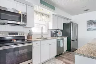 170 Pearl St, Fort Myers Beach, FL 33931 - Photo 2