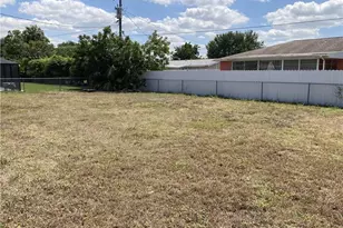 724 Sesame Ct, Cape Coral, FL 33904 - Photo 14