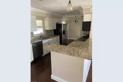 724 Sesame Ct, Cape Coral, FL 33904 - Photo 2