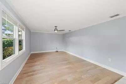 4639 Robin Ave, Naples, FL 34104 - Photo 6