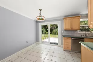 4639 Robin Ave, Naples, FL 34104 - Photo 10