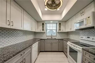 4202 SE 4th Pl, Cape Coral, FL 33904 - Photo 2