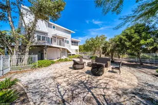 2499 Harbour Ln, Sanibel, FL 33957 - Photo 34