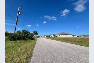 504 NW 20th St, Cape Coral, FL 33993 - Photo 4