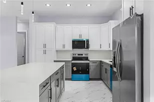 2711 40th St W, Lehigh Acres, FL 33971 - Photo 8