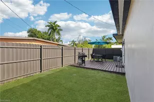 92 Oak St, North Fort Myers, FL 33903 - Photo 24