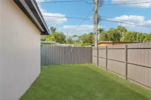 92 Oak St, North Fort Myers, FL 33903 - Photo 26