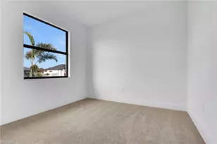 411 NE 7th Terrace, Cape Coral, FL 33909 - Photo 14