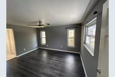 8707 Chatham St, Fort Myers, FL 33907 - Photo 10