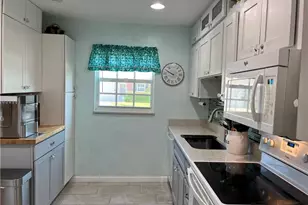 1374 Bunker Way, Fort Myers, FL 33919 - Photo 6