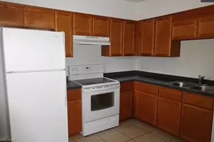 4777 Orange Grove Blvd, North Fort Myers, FL 33903 - Photo 4