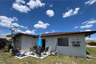 536 SE 6th Pl, Cape Coral, FL 33990 - Photo 2