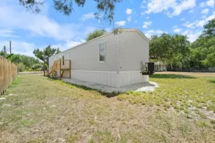 1038 Canopy Ln, Moore Haven, FL 33471 - Photo 6