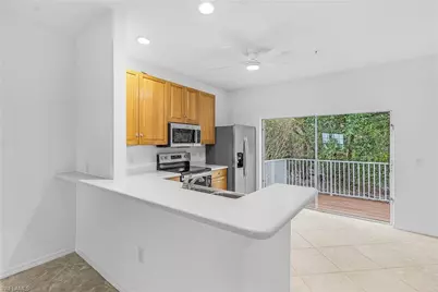 3285 Lindsey Ln #2, Naples, FL 34109 - Photo 8