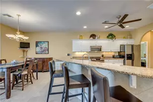 2120 SW 8th Pl, Cape Coral, FL 33991 - Photo 10