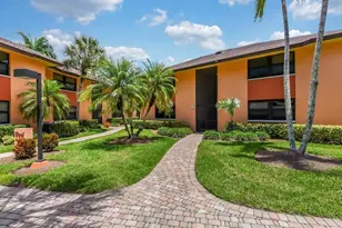 1512 Mainsail Dr, Naples, FL 34114 - Photo 2
