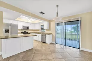 14 SW 33rd Ave, Cape Coral, FL 33991 - Photo 8