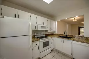 9261 Central Park Dr, Fort Myers, FL 33919 - Photo 12