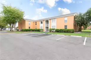 12620 Kenwood Ln, Fort Myers, FL 33907 - Photo 1