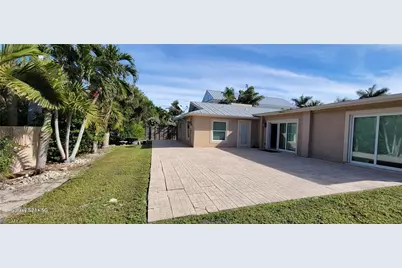 5200 West Blvd, Naples, FL 34103 - Photo 8