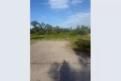 322 Wellington Ave, Lehigh Acres, FL 33936 - Photo 2