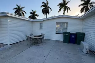 14713 Kimberly Ln, Fort Myers, FL 33908 - Photo 2