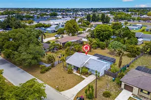 1705 NE 7th St, Cape Coral, FL 33909 - Photo 30
